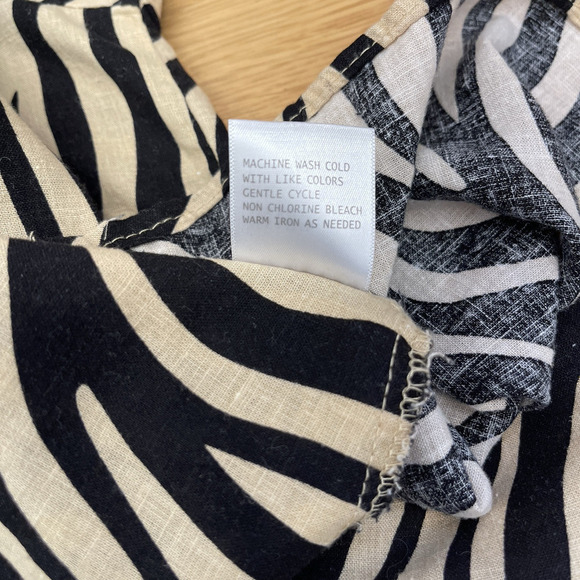 Rachel Zoe Linen Blouse Top Womens Size XL Black Animal Print Tie Mob Wife - Picture 8 of 8